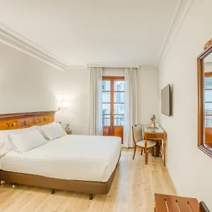 *** Otel Sercotel Arenal İspanya